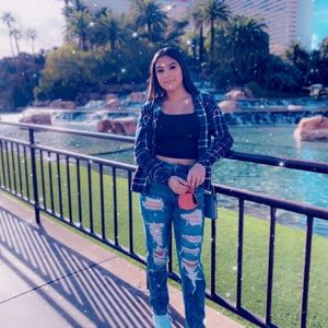 Meet your Posher, Anay